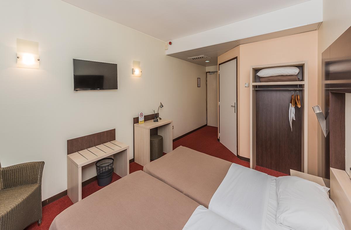 Hostellerie Saint Vincent Beauvais Aeroport Dış mekan fotoğraf